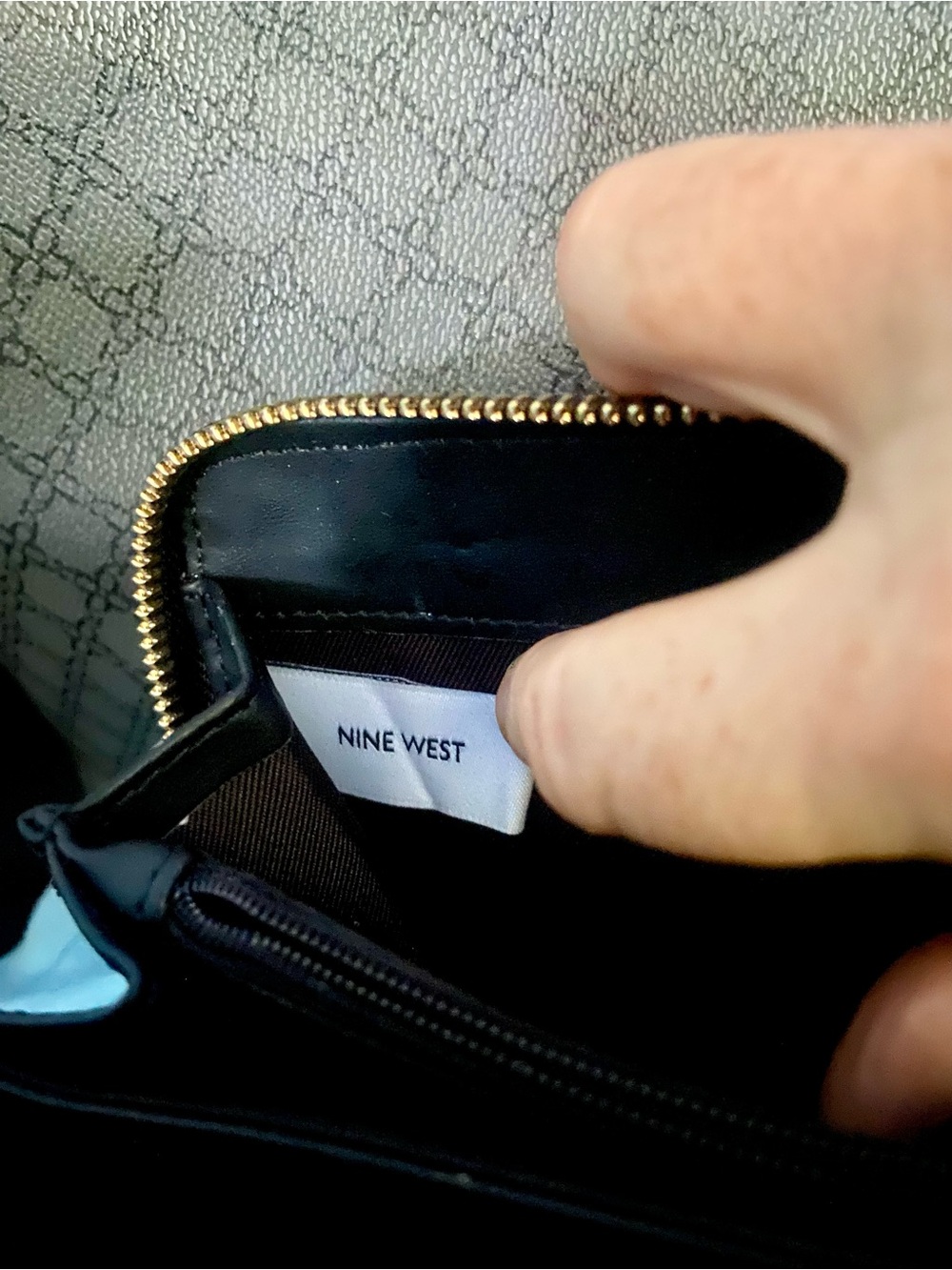 👜🩶🖤Nine West “Lior” Tote Bag w/matching “Lockup Nine” Zip-around Wristlet Wallet - Picture 15 of 15